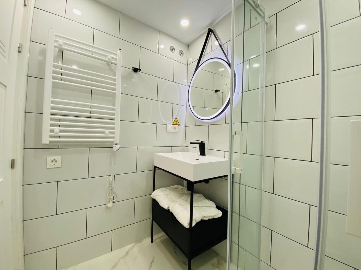 Studio-Near The Beach, Bbq And Seawater Pool มาร์เบยา ภายนอก รูปภาพ