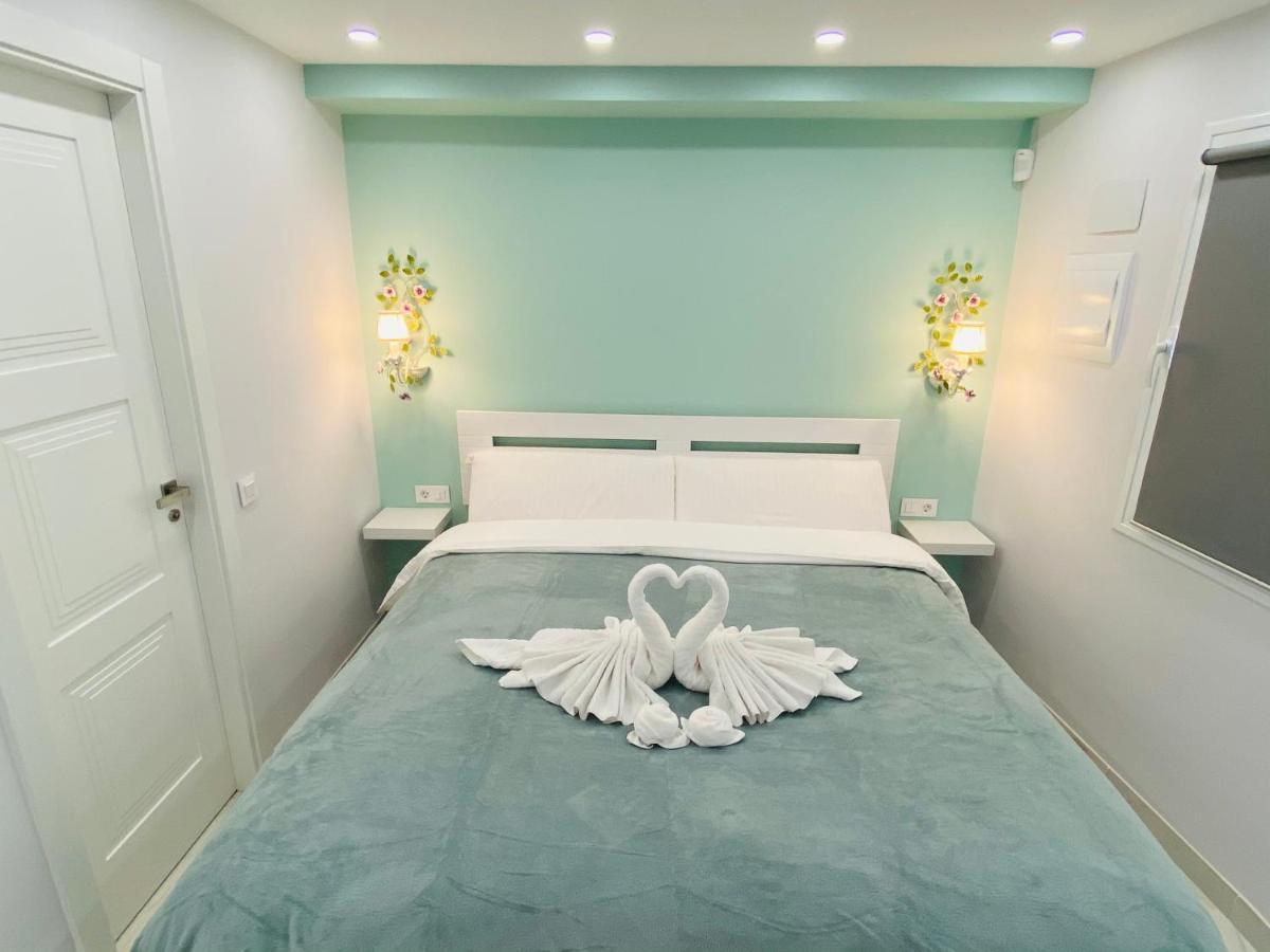 Studio-Near The Beach, Bbq And Seawater Pool มาร์เบยา ภายนอก รูปภาพ